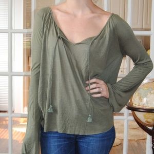 Aeropostale Relaxed Tee with Tassels Size Small